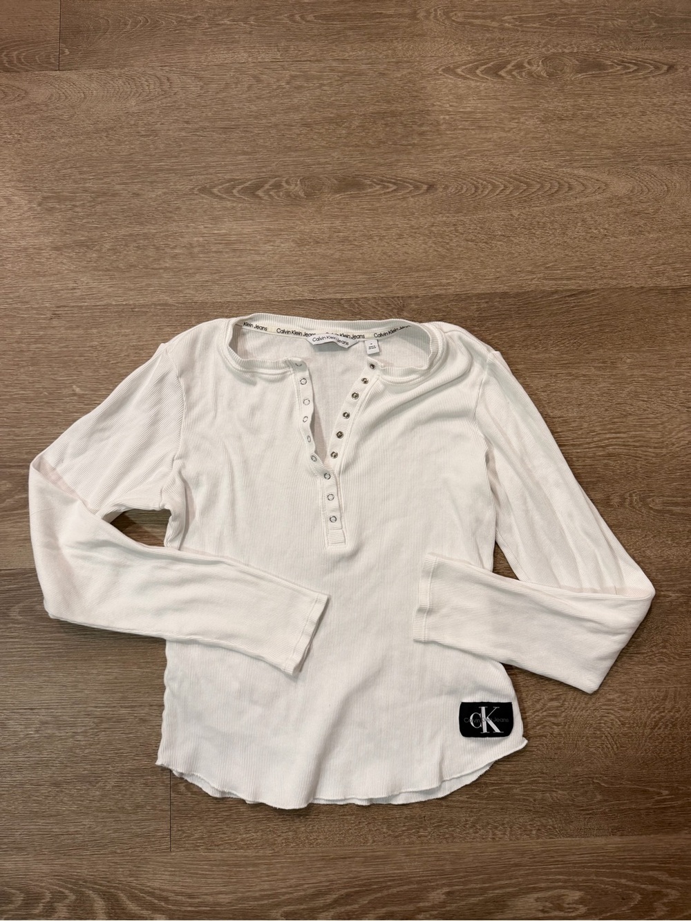 Calvin Klein Jeans White Long-Sleeve Snap Henley Top